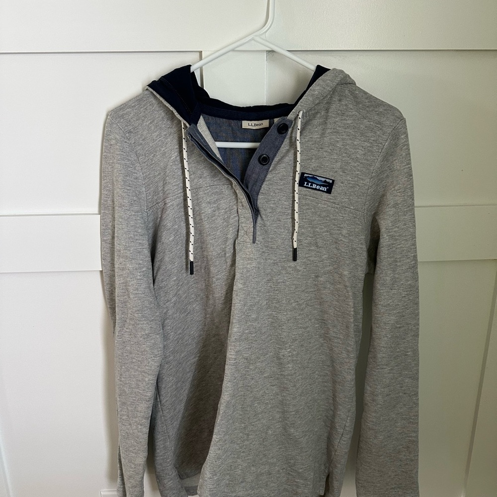 L.L. Bean Gray Sweatshirt Hoodie Casual Wear
